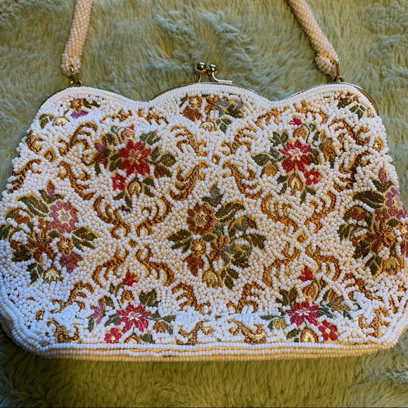Vintage beaded purse - Picture 3 of 14